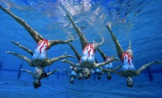 开云体育登录-赛道上的王朝更迭，索伯车队横扫雷诺，勒克莱尔高光表现引领新时代