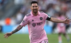 开云体育视频直播-门将神勇表现阻挡多次必进球，颠覆比赛走势的简单介绍