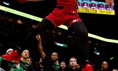 开云体育直播-包含热火惜败活塞，客场告负状态再度低迷的词条