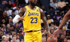 开云体育APP下载-包含那不勒斯老将发挥出色，体现经验的重要性的词条