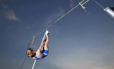 开云平台-绝境中的高光，麦科勒姆单骑救主，广东队险胜太阳背后的战术博弈