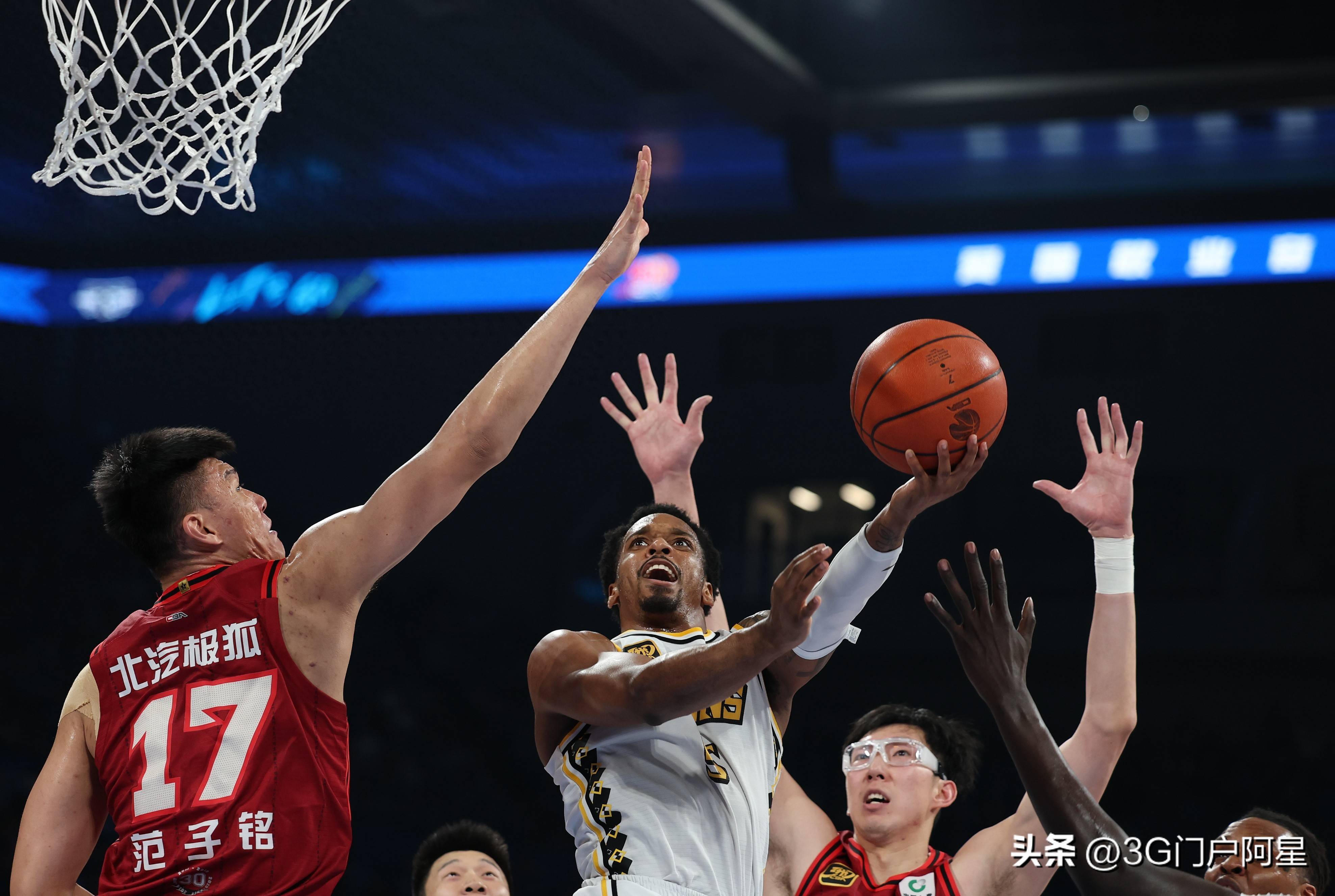 关于京粤大战:广东队擒下北京队晋级总决赛的信息 关于京粤大战:广东队擒下北京队晋级总决赛的信息