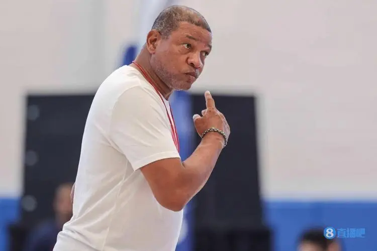 雄鹿队主帅荣膺最佳教练，领队晋级总决赛的简单介绍