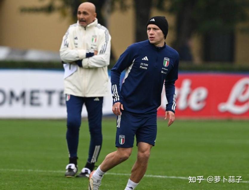 意大利队战胜乌克兰队，晋级决赛的简单介绍