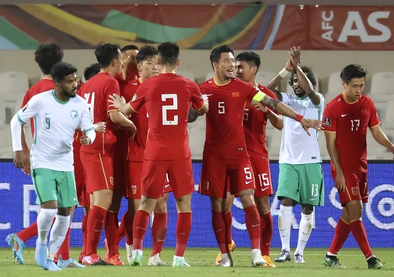 关于威尔士队夺冠在望,信心十足的信息 关于威尔士队夺冠在望,信心十足的信息