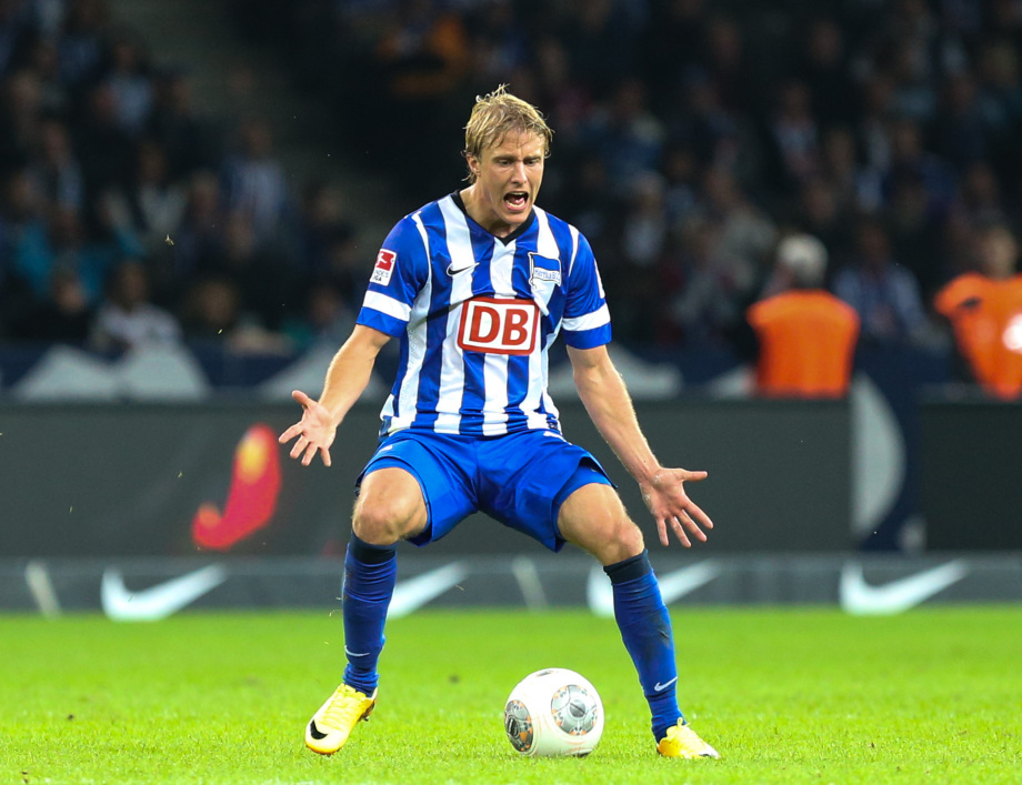 斯图加特主场失分，战绩堪忧需全力回弹的简单介绍