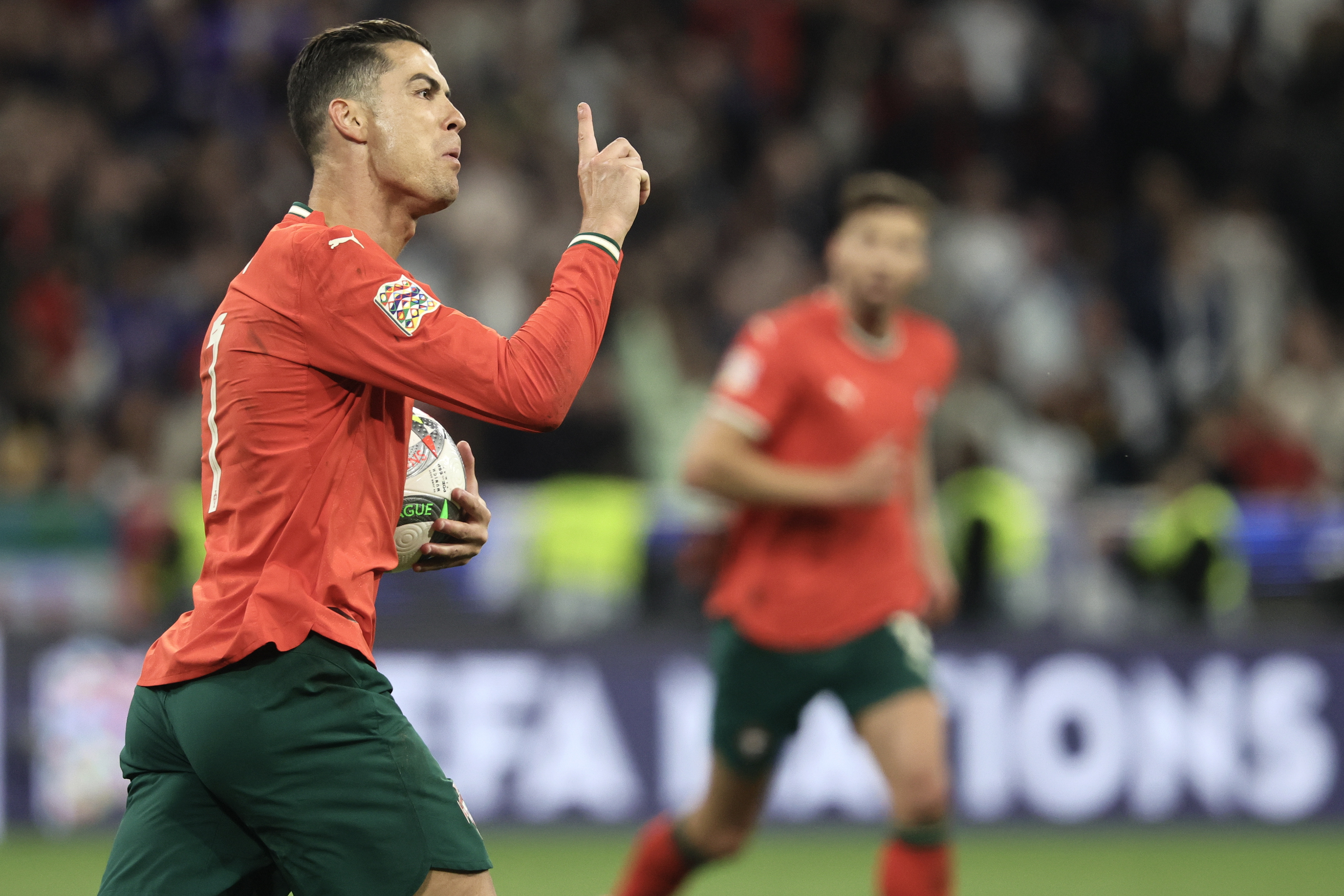 葡萄牙队逆袭成功，抢得欧洲杯四强名额的简单介绍