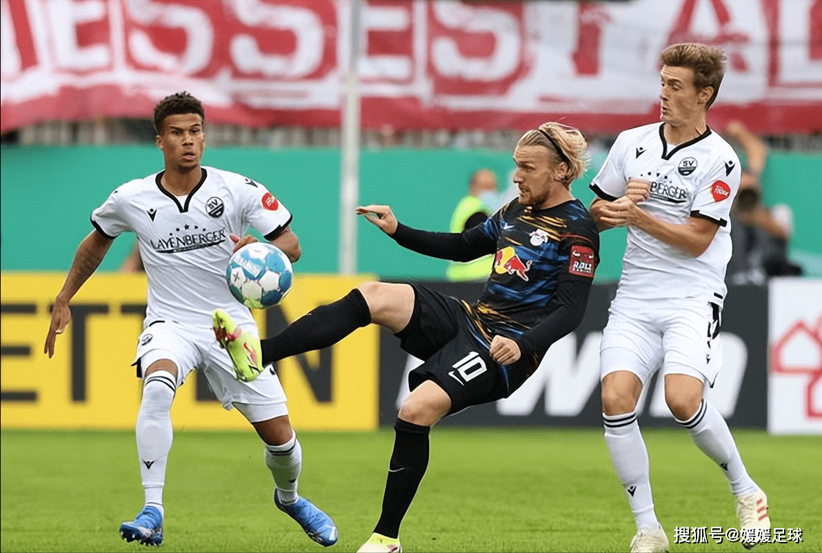 凯泽斯劳滕主场一球小胜，继续保持稳定战绩的简单介绍