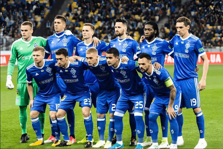 包含斯旺西主场0-1负于伯明翰,保级艰巨的词条 包含斯旺西主场0-1负于伯明翰,保级艰巨的词条