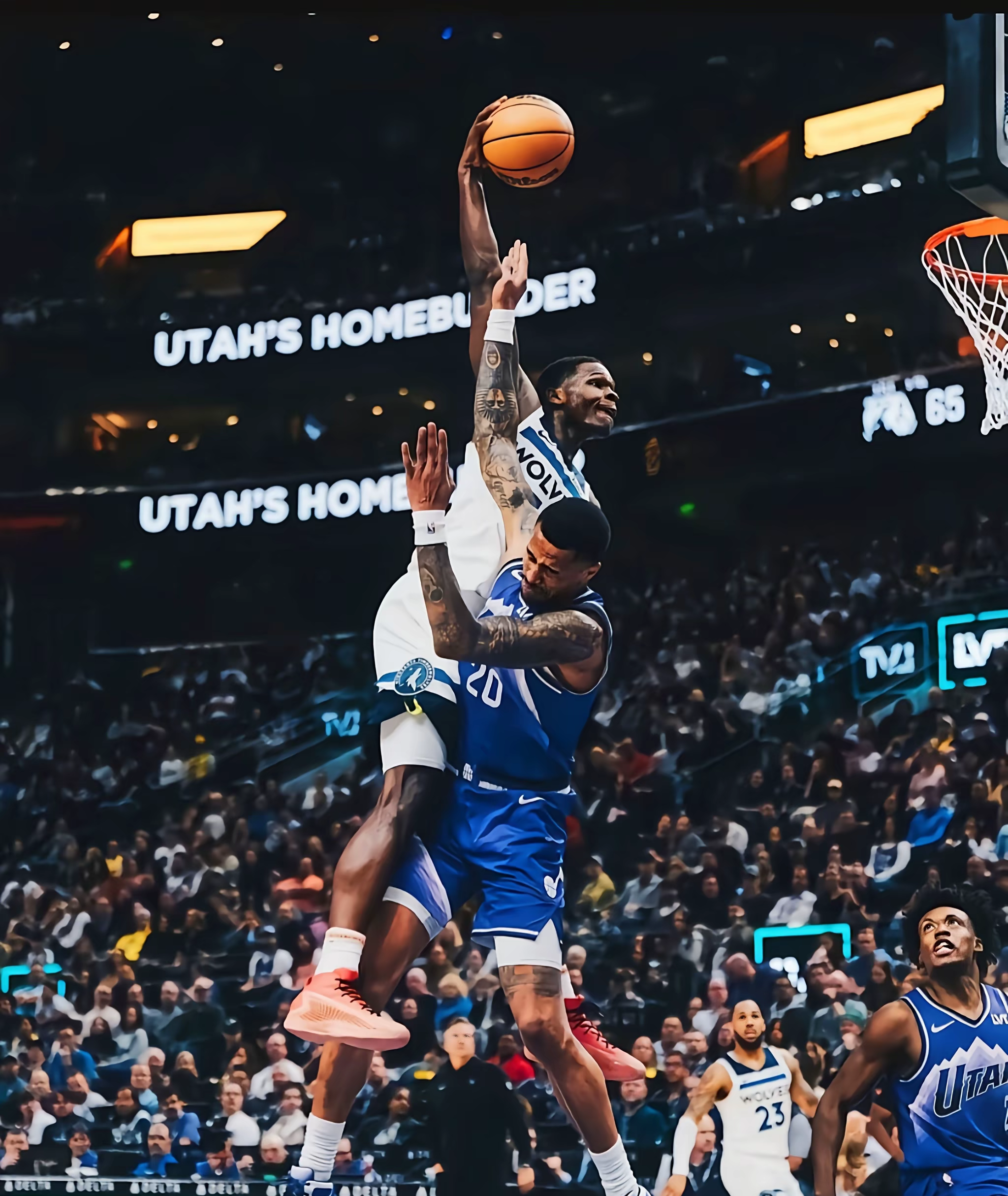 新晋球员闪耀赛场，获得关注和赞誉的简单介绍