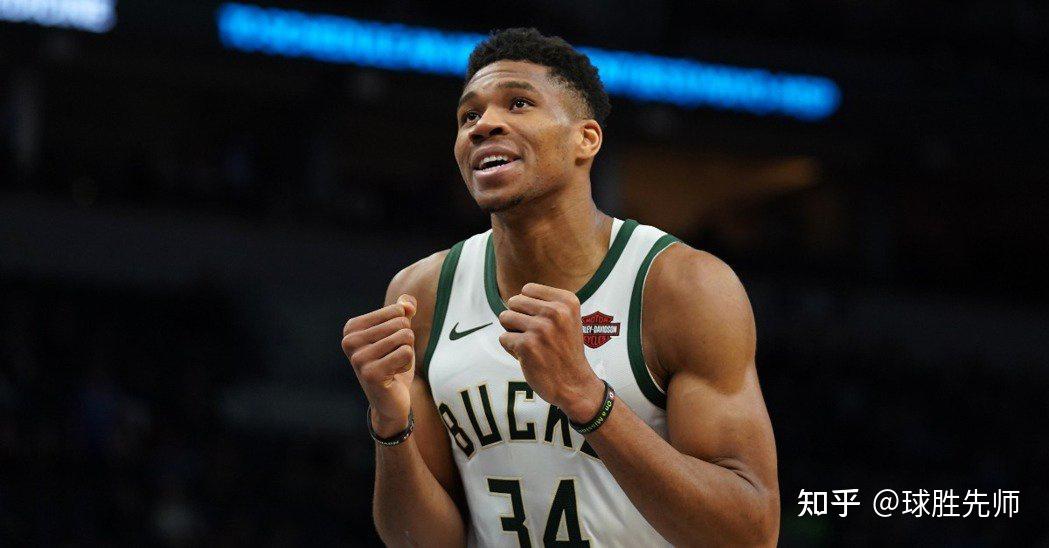 尼克斯完胜山东队，霍勒迪高光表现的简单介绍