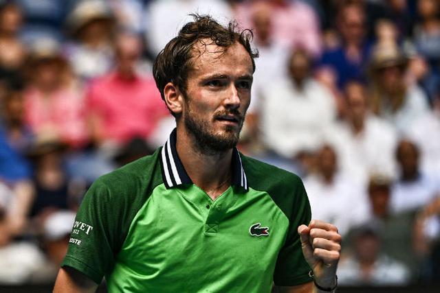 包含温网逆转拉沃尔杯,梅德韦杰夫状态火热的词条 包含温网逆转拉沃尔杯,梅德韦杰夫状态火热的词条