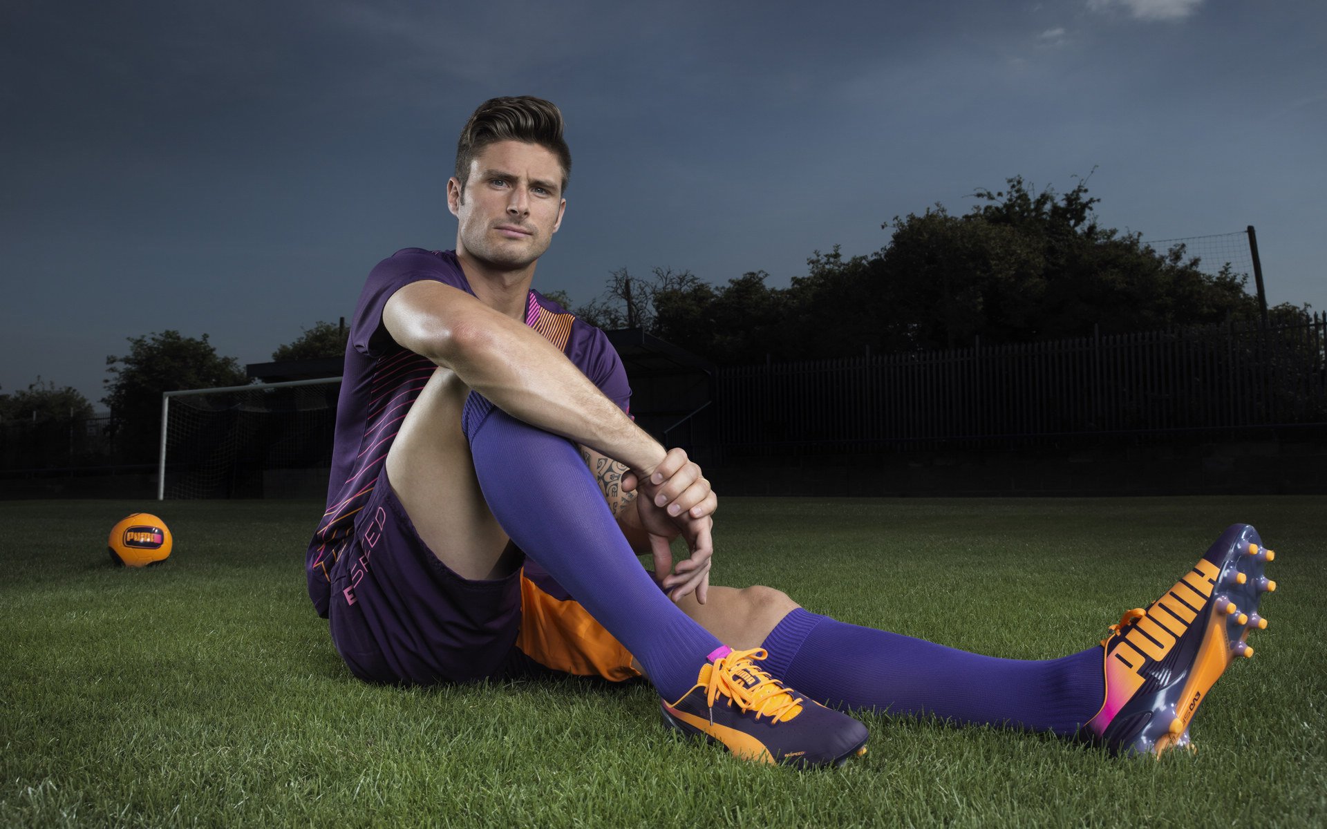 铁塔下的红色悲歌，巴黎之夜，法国足球如何击溃利物浦的欧冠梦想